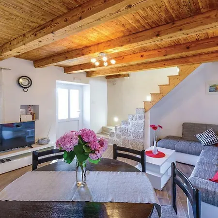 Three-bedroom Holiday In